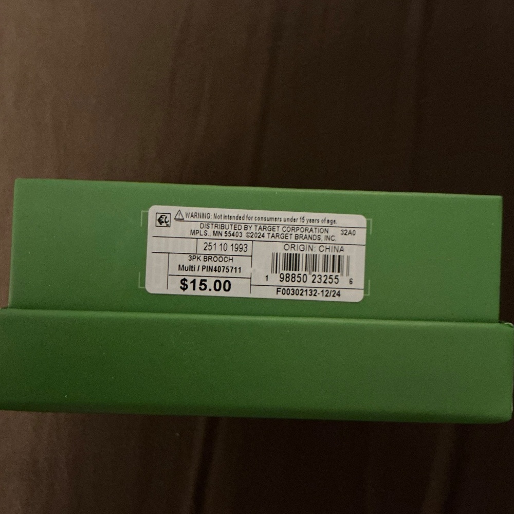 Kate Spade x Target Brooch Set NEW In Box - Picture 3 of 3